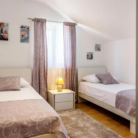 In Hébergement de vacances *